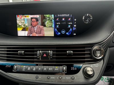 2018 Lexus LS photo 43