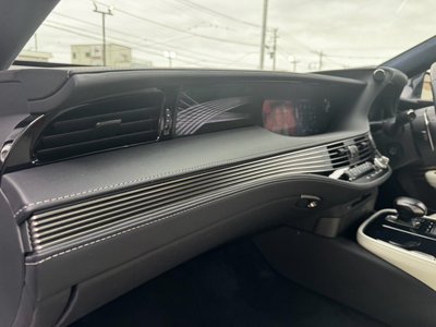 2018 Lexus LS photo 71