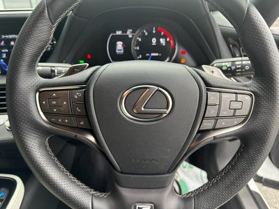 2018 Lexus LS photo 38