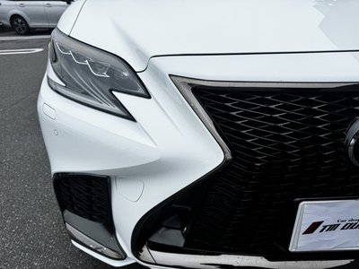 2018 Lexus LS photo 8