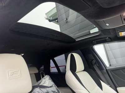 2018 Lexus LS photo 51