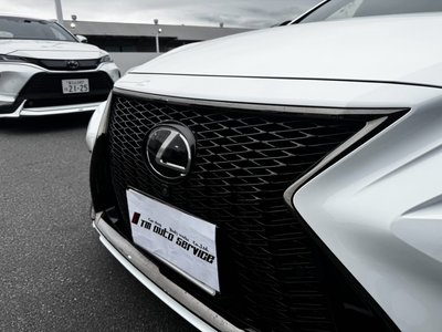 2018 Lexus LS photo 10