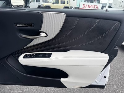 2018 Lexus LS photo 27