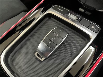 2024 Mercedes-BENZ GLB thumbnail 23