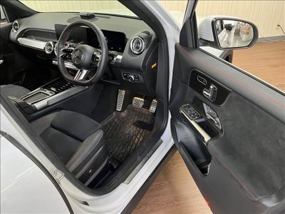 2024 Mercedes-BENZ GLB thumbnail 42