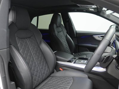 صورة مصغرة 11 لـ 2025 AUDI Q8
