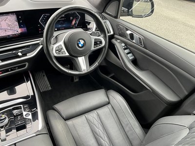 2023 BMW X7 thumbnail 19