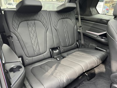 2023 BMW X7 thumbnail 17