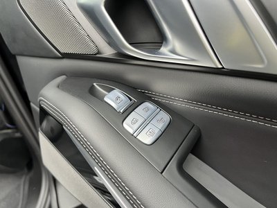 2023 BMW X7 thumbnail 59