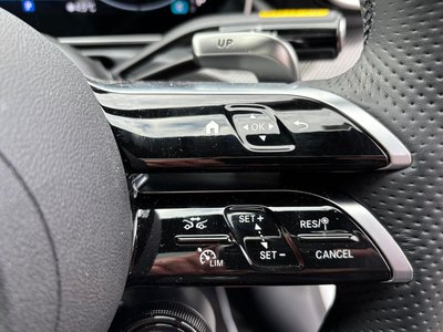 2025 Mercedes-BENZ C-CLASS AMG — фото 11