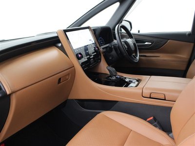 2025 Toyota VELLFIRE photo 13