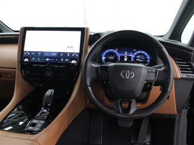 2025 Toyota VELLFIRE photo 6