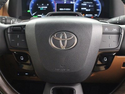 2025 Toyota VELLFIRE photo 9
