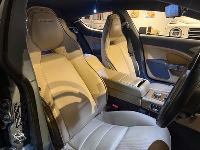 صورة 14 لـ 2010 Aston Martin RAPIDE
