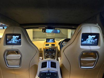 صورة 19 لـ 2010 Aston Martin RAPIDE
