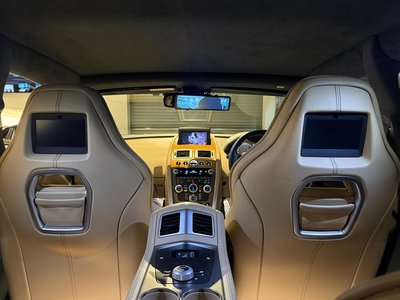 صورة 18 لـ 2010 Aston Martin RAPIDE