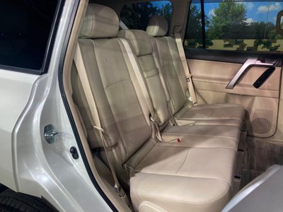 صورة 9 لـ 2023 Toyota LAND CRUISER PRADO