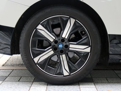 صورة 22 لـ 2023 BMW IX
