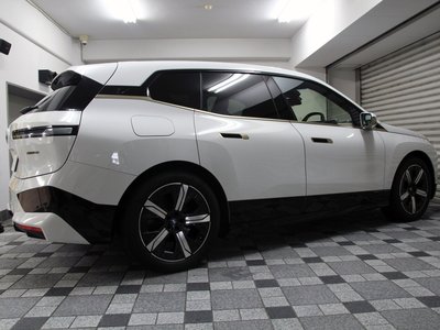 صورة 9 لـ 2023 BMW IX