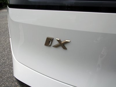 صورة 31 لـ 2023 BMW IX