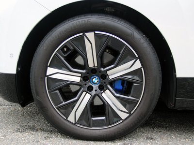 صورة 20 لـ 2023 BMW IX