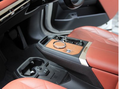 صورة 41 لـ 2023 BMW IX