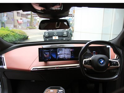صورة 35 لـ 2023 BMW IX