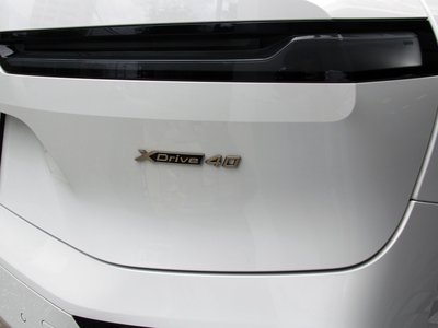 صورة 32 لـ 2023 BMW IX