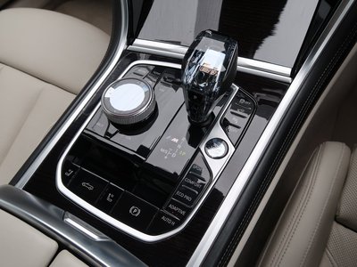 2020 BMW 8 SERIES CABRIOLET photo 11
