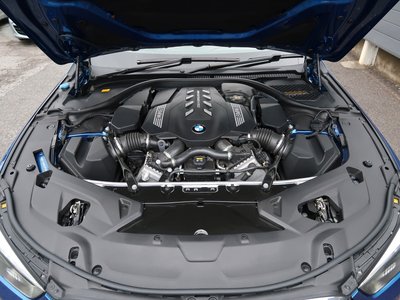 2020 BMW 8 SERIES CABRIOLET thumbnail 31