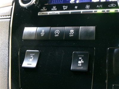 صورة 23 لـ 2023 Toyota GRAND ACE