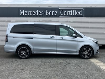 2025 Mercedes-BENZ V-CLASS photo 3