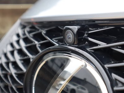 2023 Lexus IS thumbnail 25
