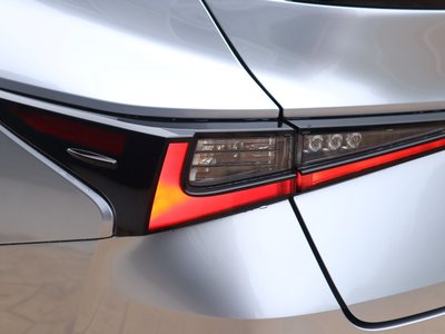 2023 Lexus IS thumbnail 75