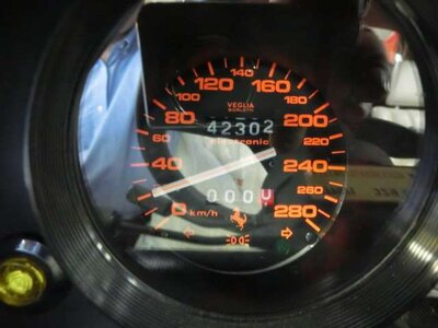 صورة 41 لـ 1986 Ferrari 328 GTB
