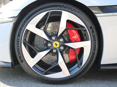 صورة 7 لـ 2025 Ferrari 12 CILINDRI