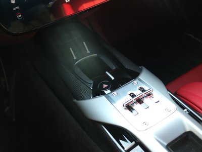صورة 25 لـ 2025 Ferrari 12 CILINDRI