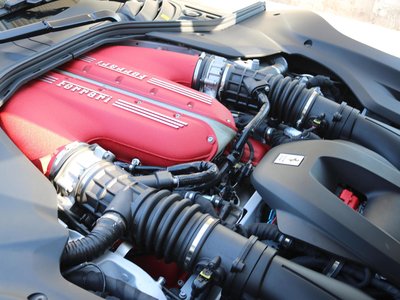 صورة 50 لـ 2025 Ferrari 12 CILINDRI