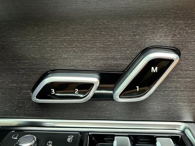 2025 LAND Rover RANGE ROVER thumbnail 31