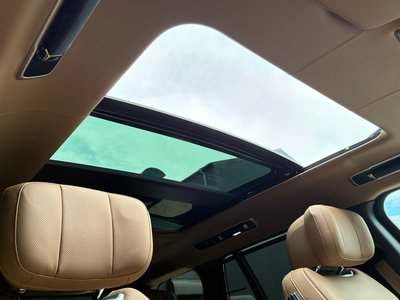 2025 LAND Rover RANGE ROVER photo 3