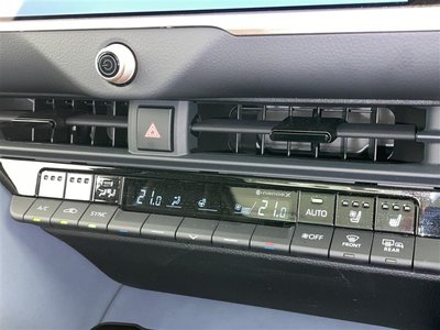 2025 Toyota CROWN ESTATE 照片 14
