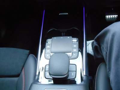 2022 Mercedes-BENZ GLB AMG 照片 13
