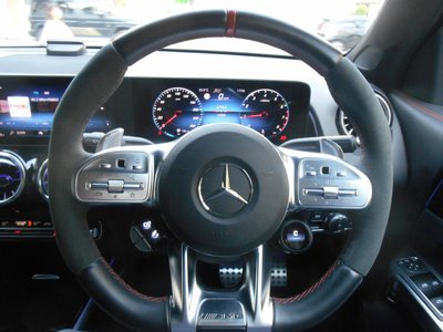 2022 Mercedes-BENZ GLB AMG 照片 10