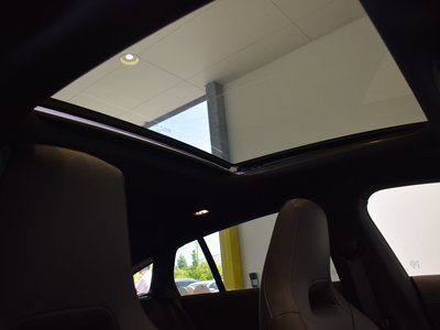2025 Mercedes-BENZ CLA photo 12
