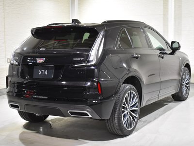 صورة 9 لـ 2025 Cadillac XT4