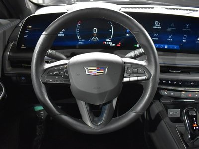 صورة 12 لـ 2025 Cadillac XT4