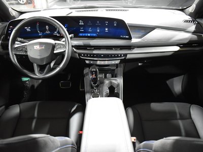 صورة 5 لـ 2025 Cadillac XT4