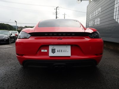 2017 Porsche 718 photo 14
