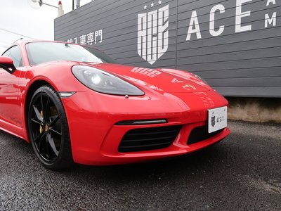 2017 Porsche 718 photo 2