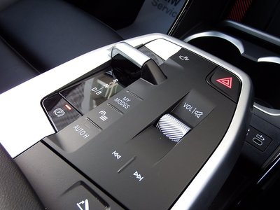 2026 BMW IX2 thumbnail 36